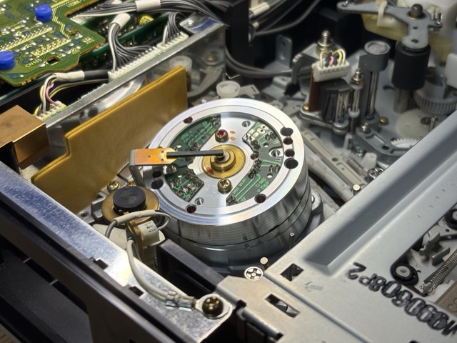 ビデオデッキのヘッドの写真